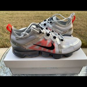 Men’s Nike Air VaporMax 2019 Pure Platinum Size 10